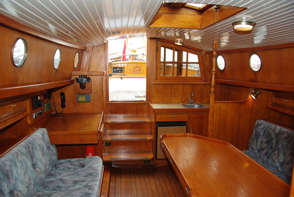 platbodem charter lemsteraak tydtverdryf charter flatbottomyachts platbodem charter lemsteraak tydtverdryf charter flatbottomyachts