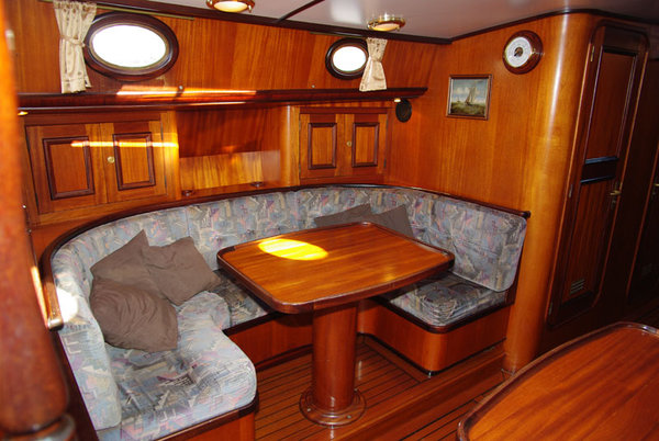 platbodem charter lemsteraak hendrickje stoffels charter flatbottomyachts platbodem charter lemsteraak hendrickje stoffels charter flatbottomyachts